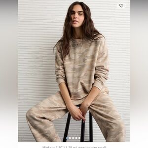 American Eagle Outfitters Cream Knitwear